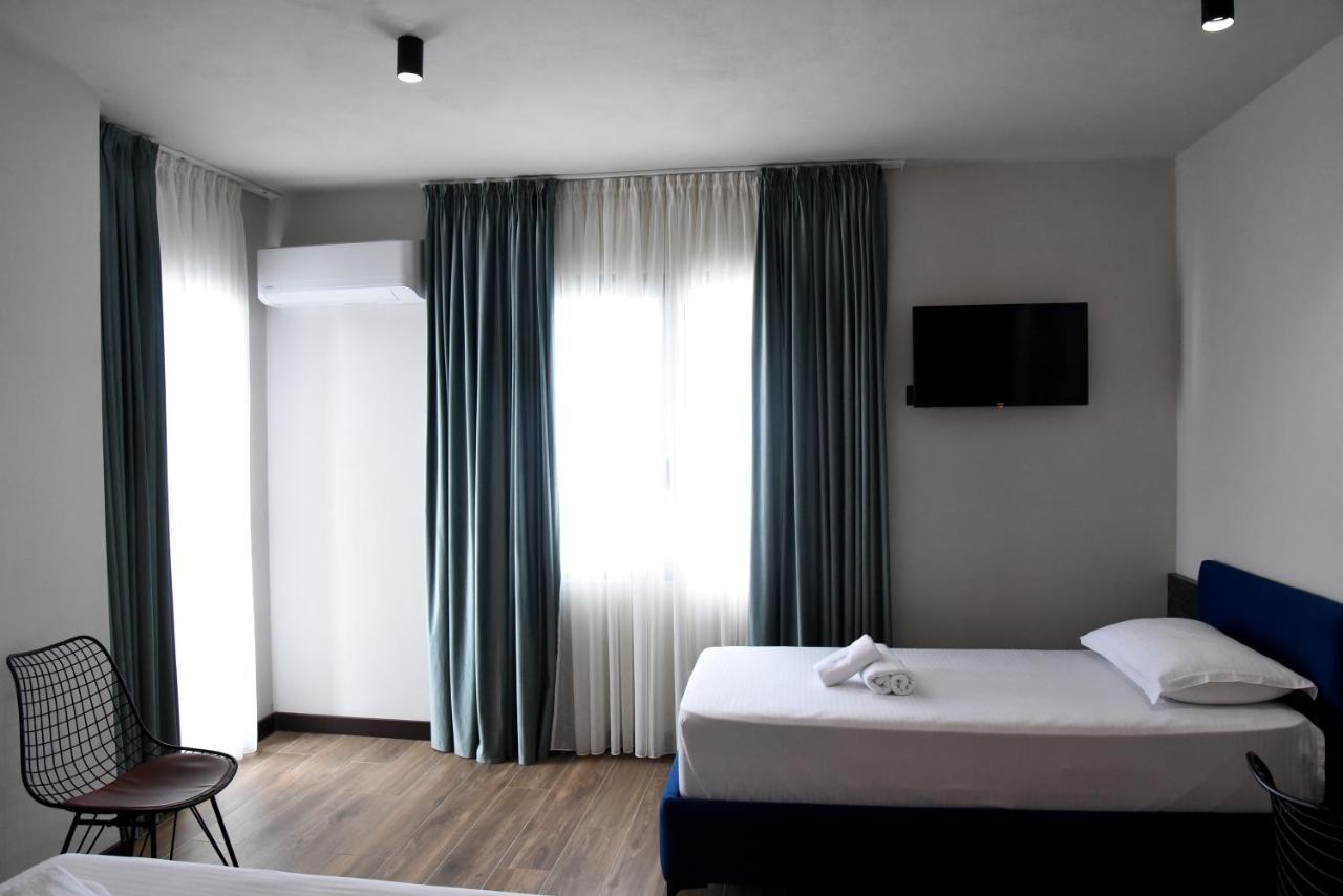 Gogo'S Boutique Hotel Dhërmi 外观 照片