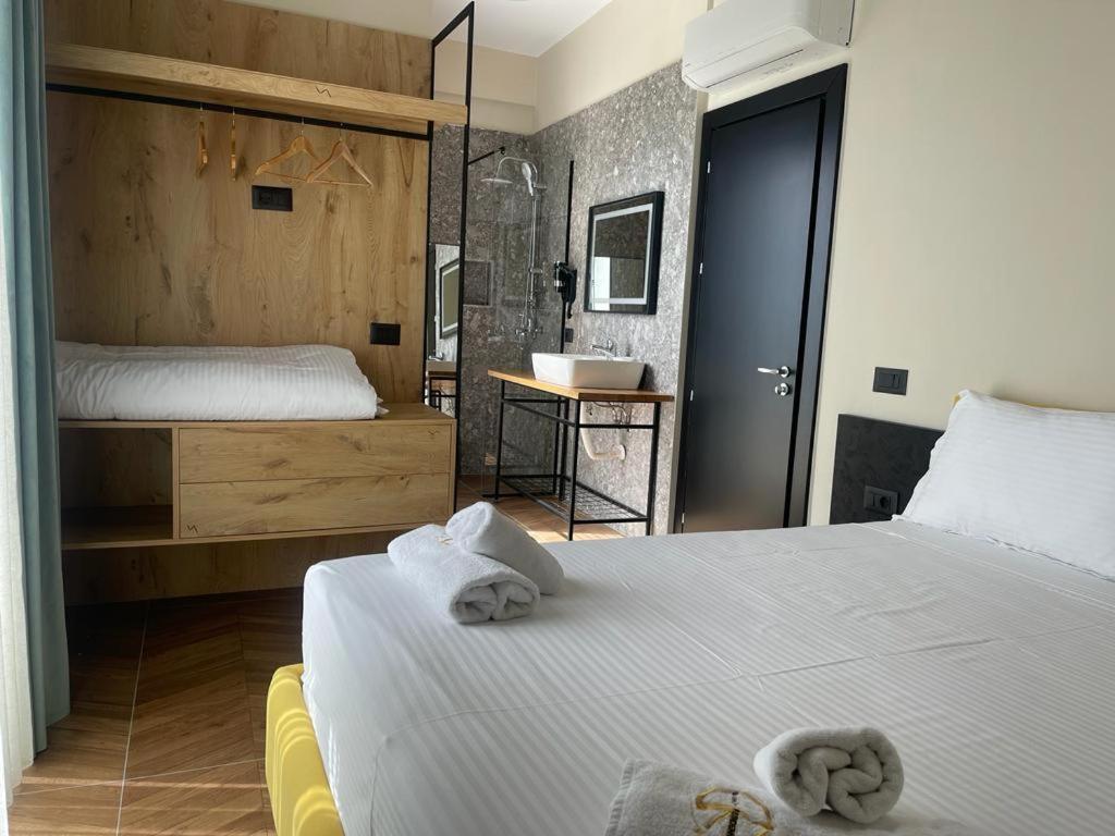 Gogo'S Boutique Hotel Dhërmi 外观 照片