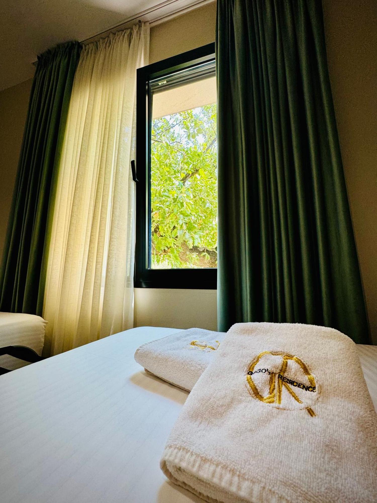 Gogo'S Boutique Hotel Dhërmi 外观 照片