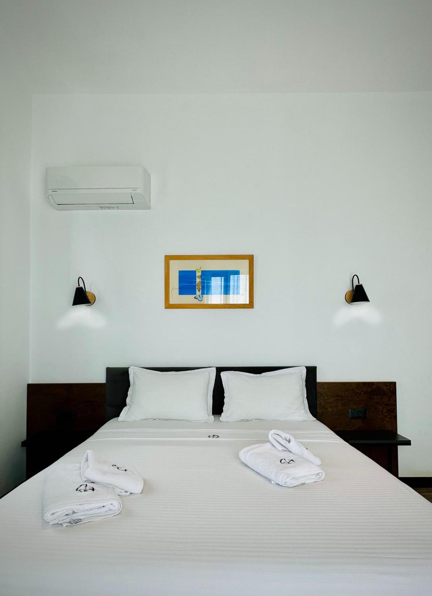 Gogo'S Boutique Hotel Dhërmi 外观 照片