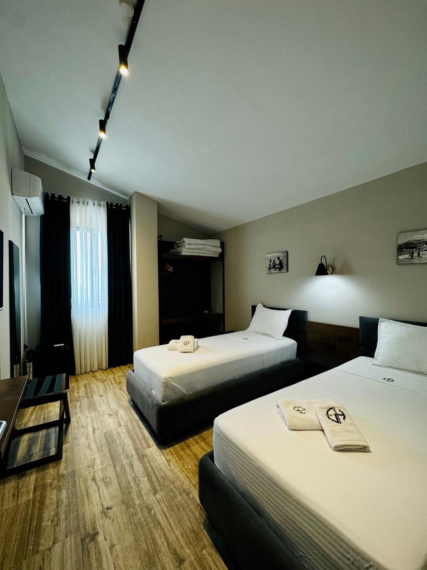 Gogo'S Boutique Hotel Dhërmi 外观 照片