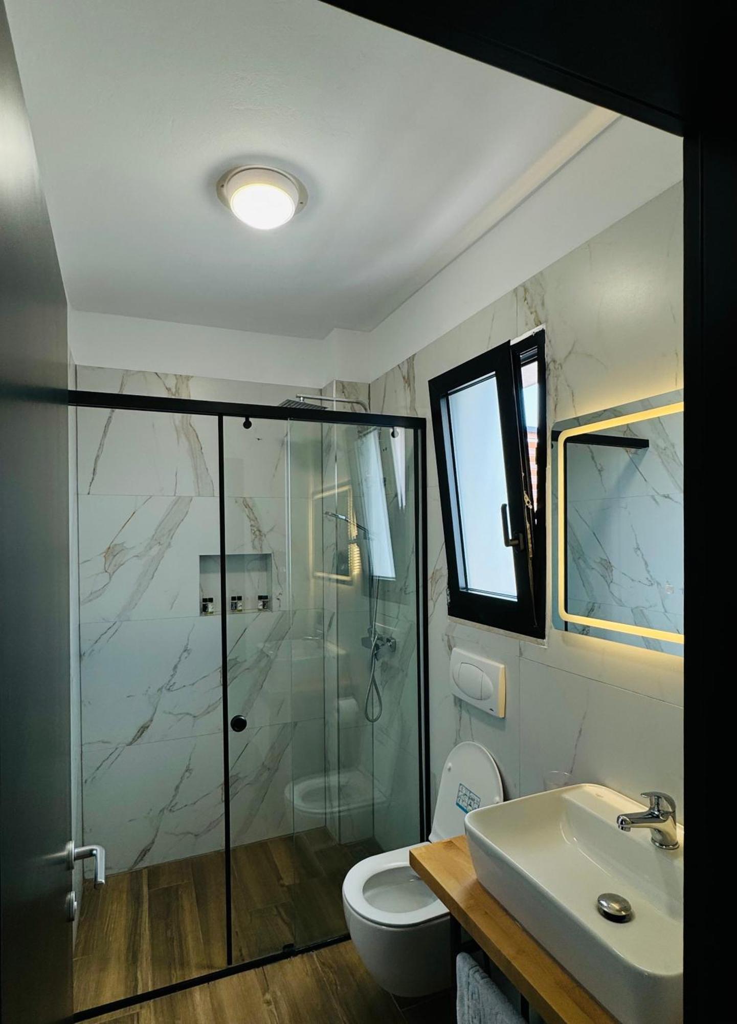 Gogo'S Boutique Hotel Dhërmi 外观 照片
