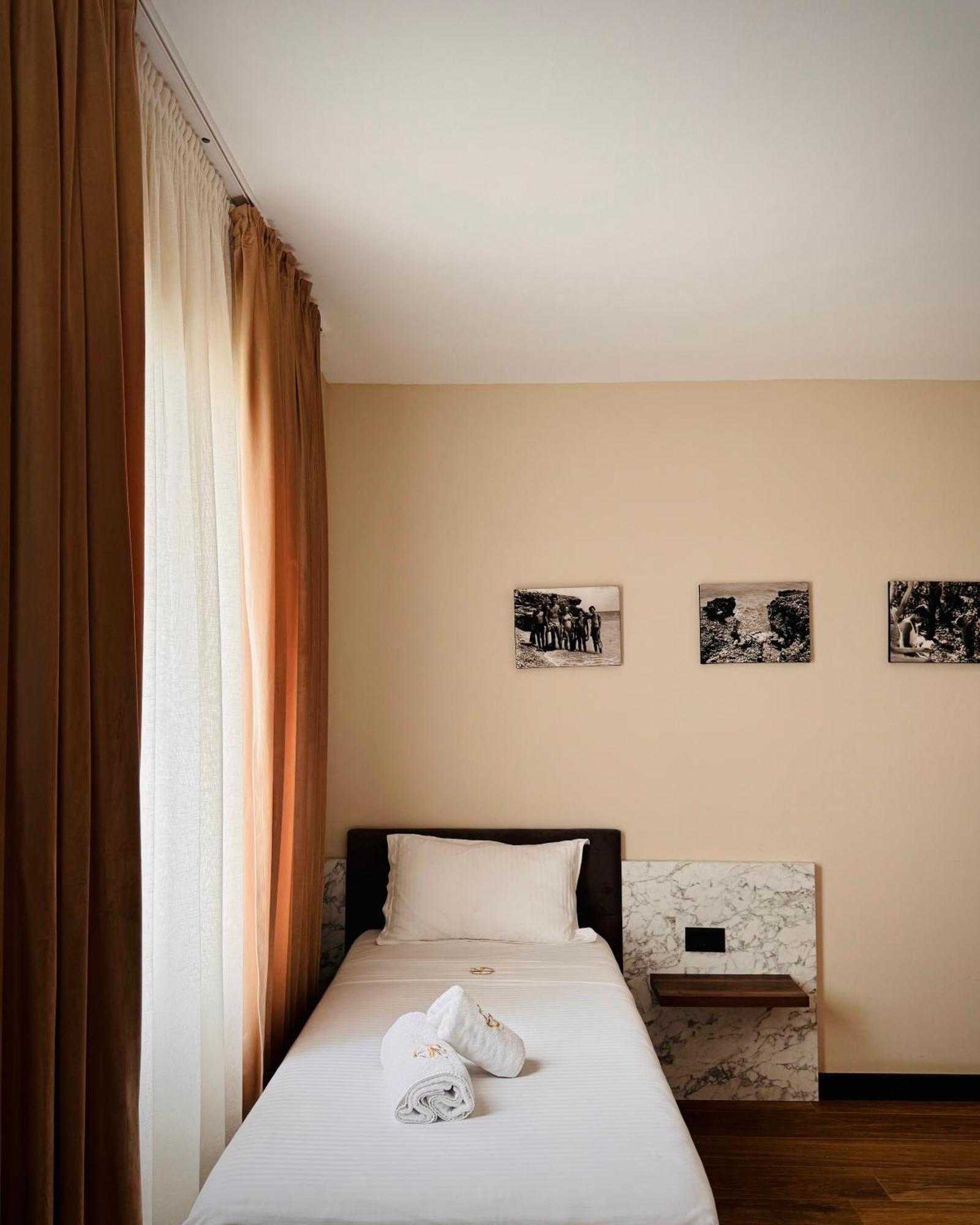 Gogo'S Boutique Hotel Dhërmi 外观 照片
